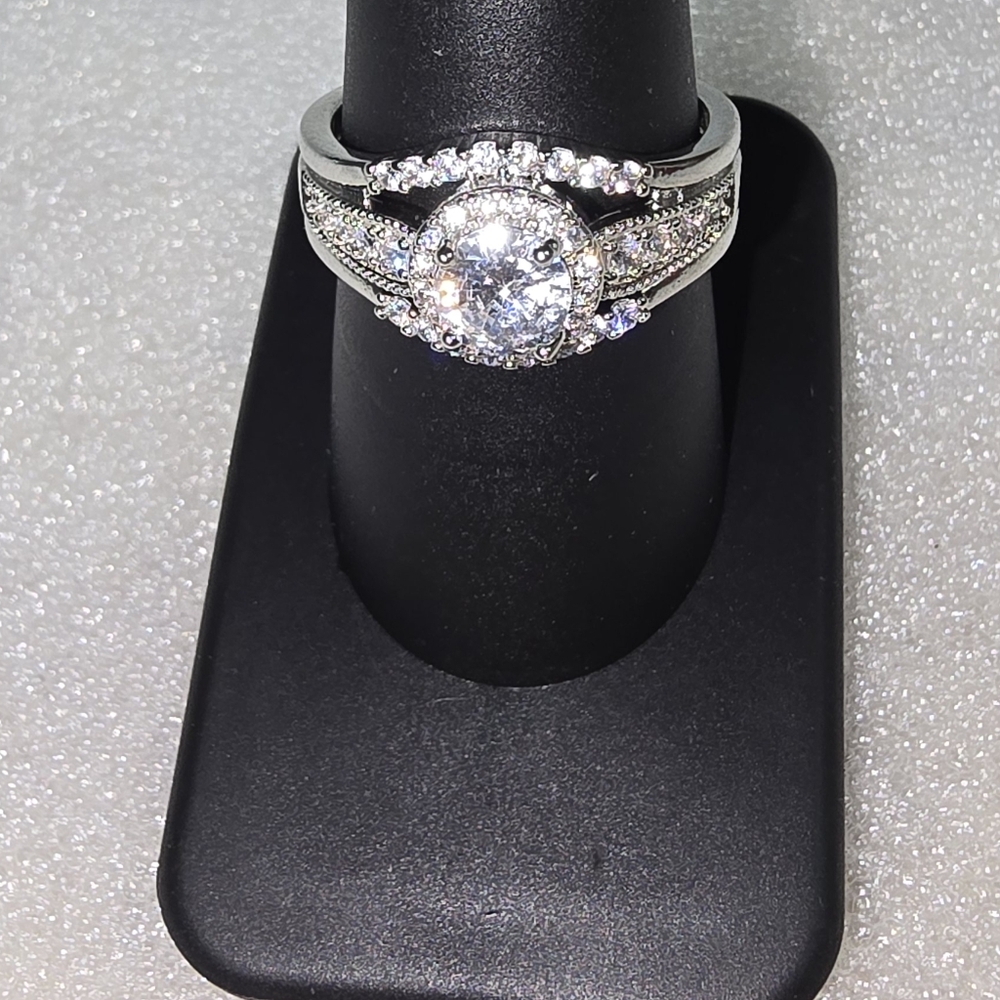 DIAMOND SIMULANT WEDDING BAND - Picture 3 of 4